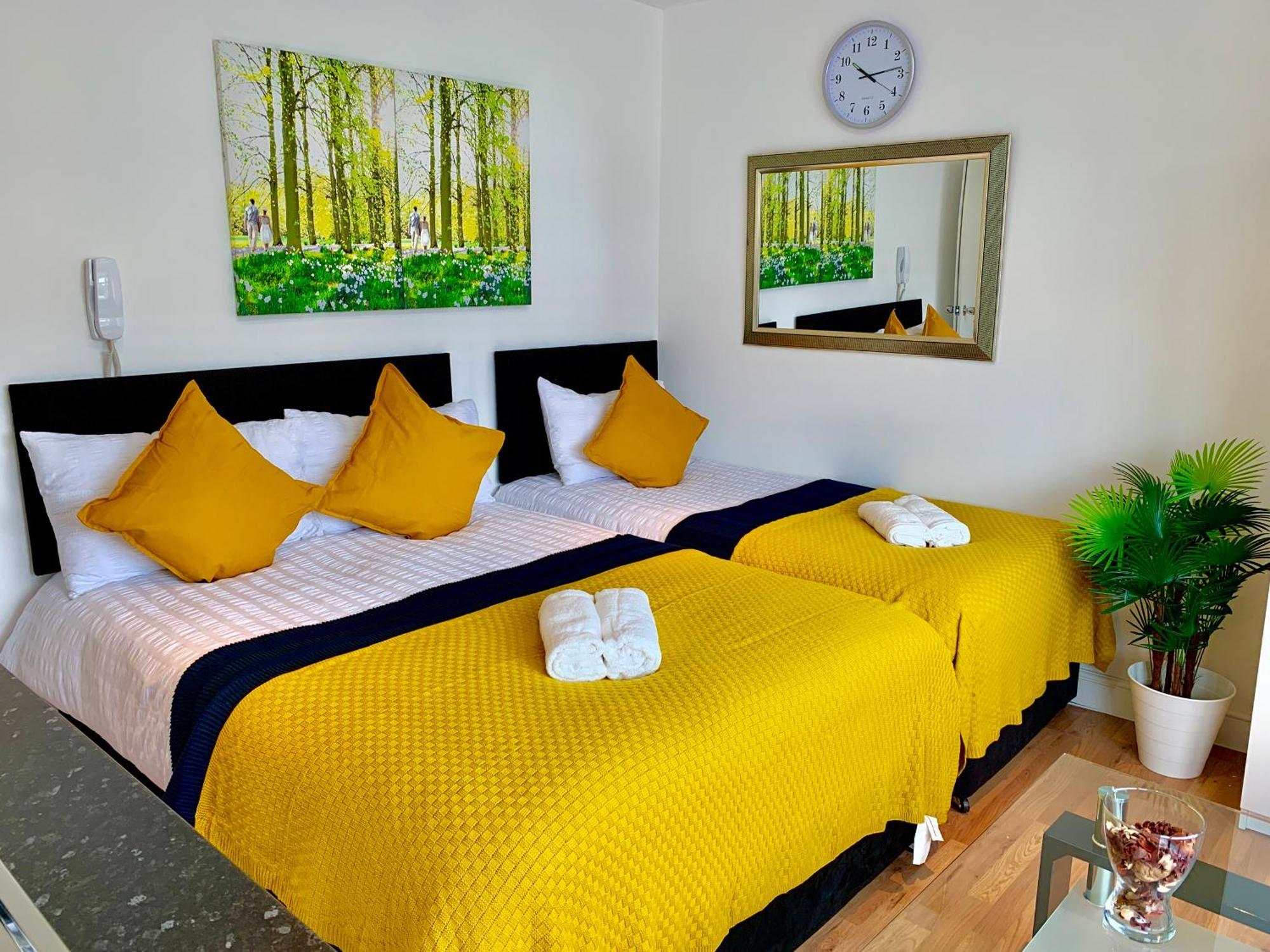 Apartments, Private Bathroom, Kitchenette, Parking, Np6