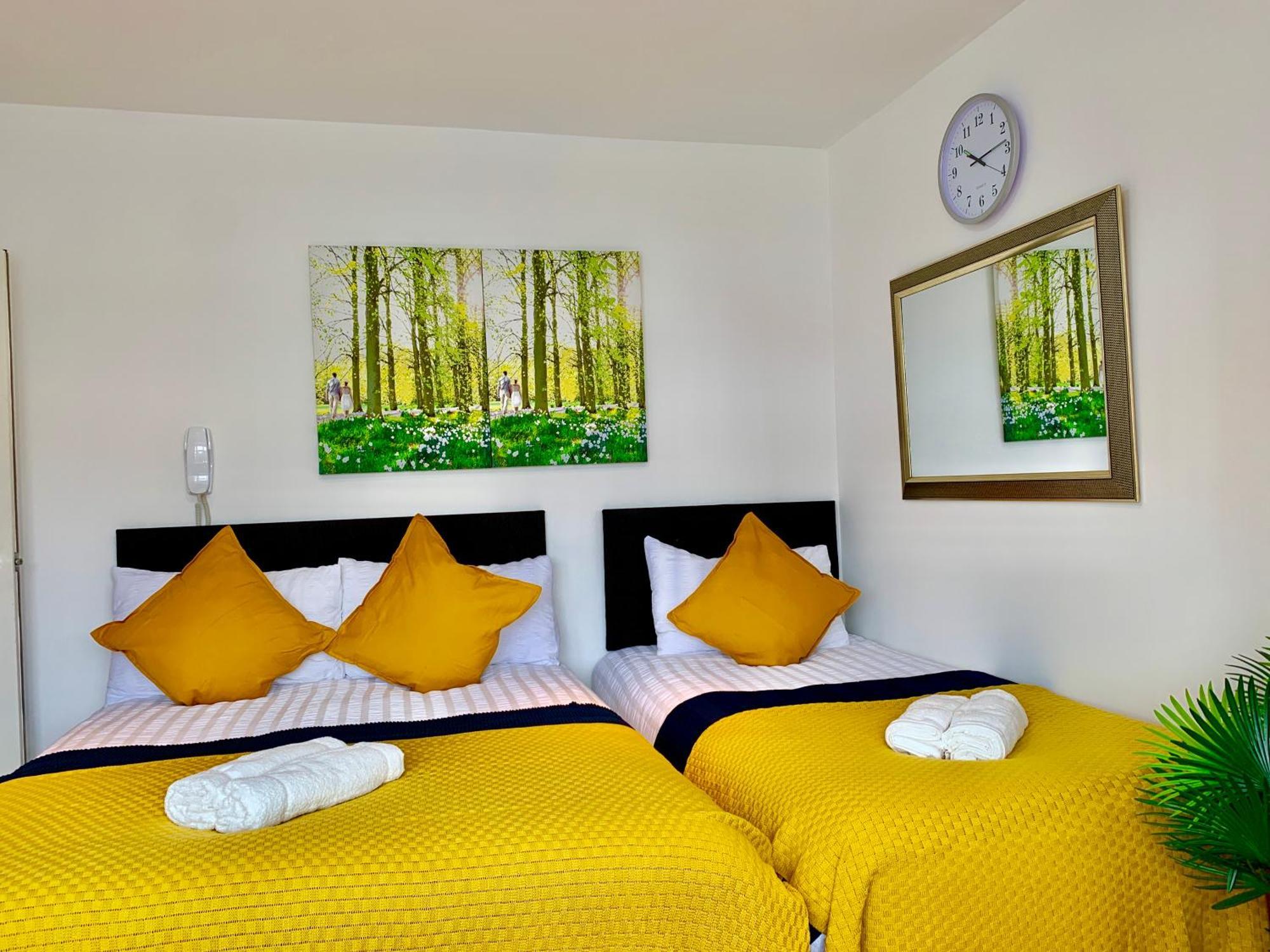 Apartments, Private Bathroom, Kitchenette, Parking, Np6 Apartment London